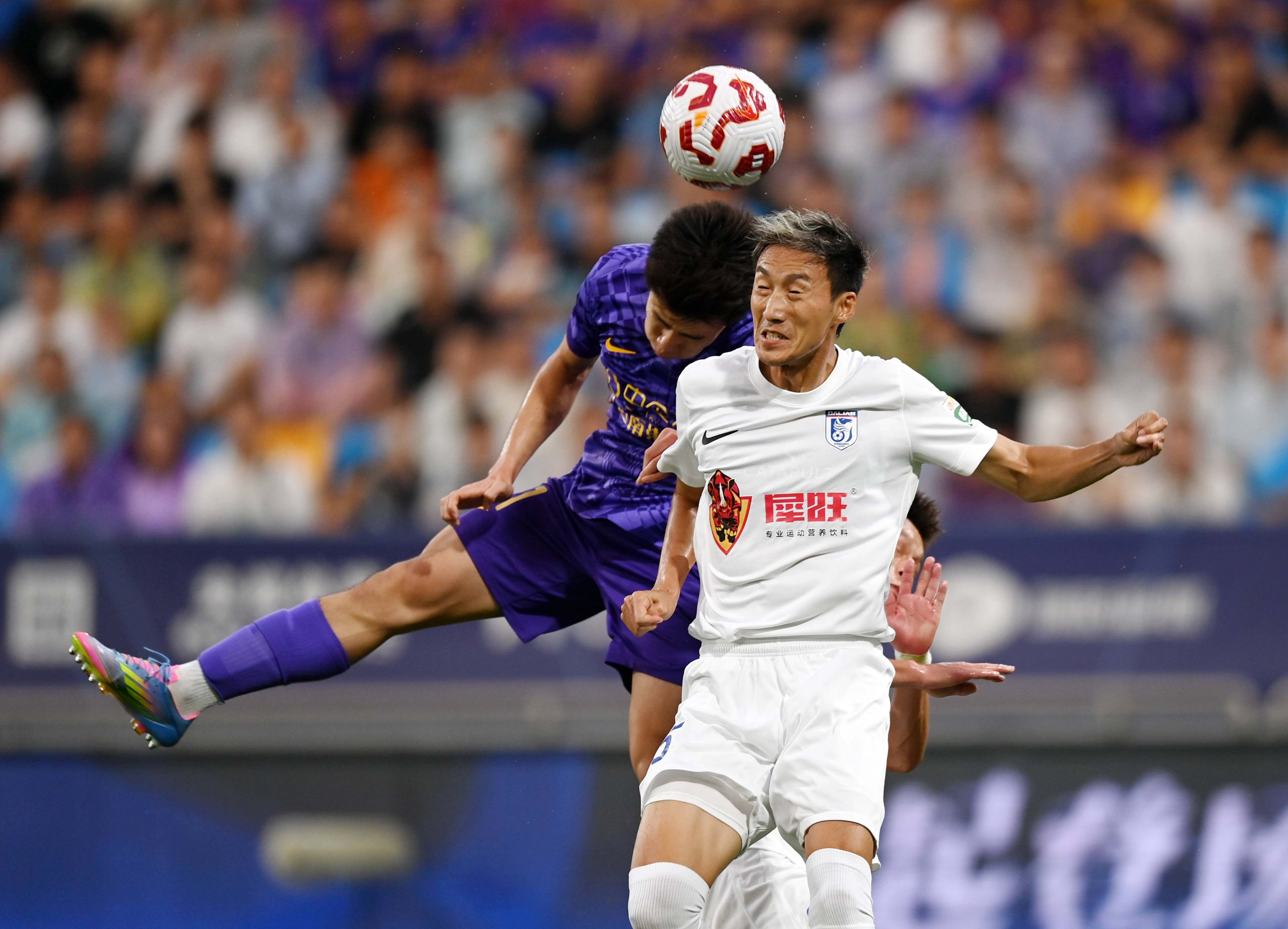 磨砺自我,球队为胜利而努力的简单介绍 磨砺自我,球队为胜利而努力的简单介绍