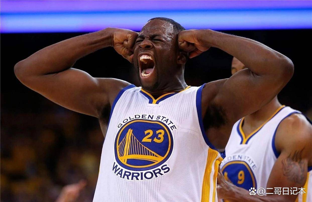 超级巨星现身,球队轻松击败对手轰动全场!的简单介绍 超级巨星现身,球队轻松击败对手轰动全场!的简单介绍