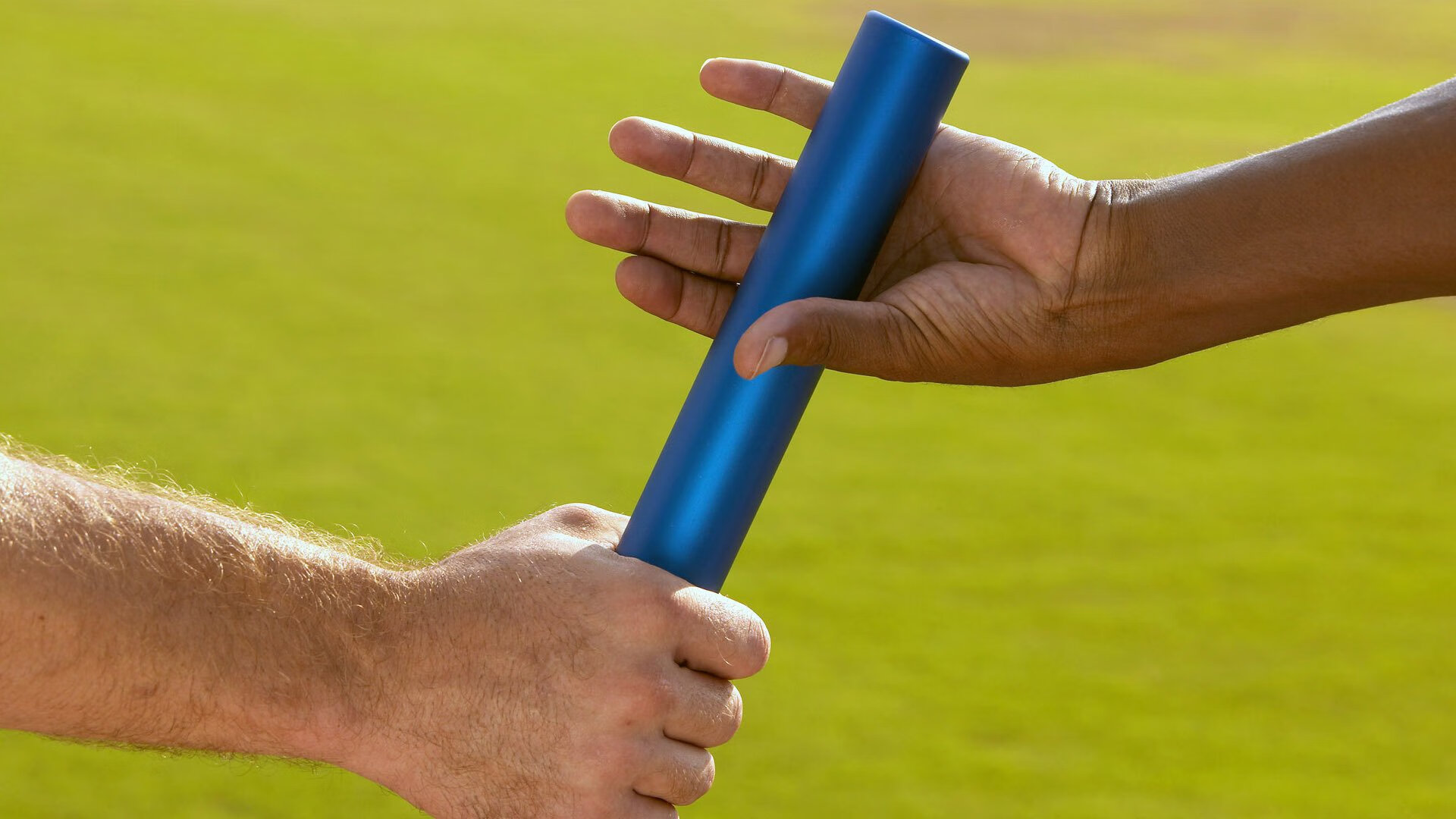 封锁与接管，迪亚斯在F1巴林揭幕战中演绎威尔士尼斯传奇