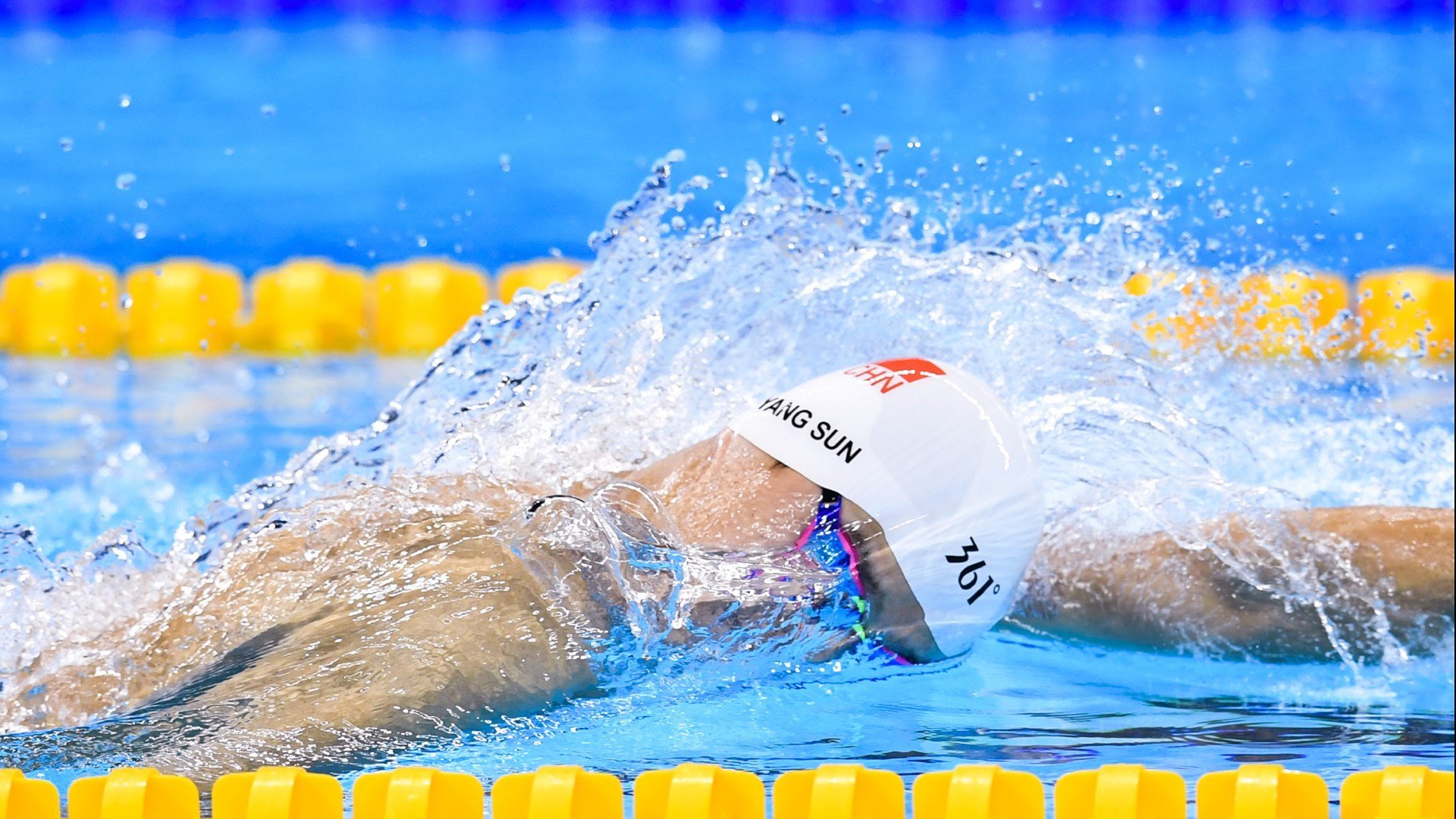 绿茵场上的篮球绝杀，当德甲争冠战遇见广厦压哨胜热火